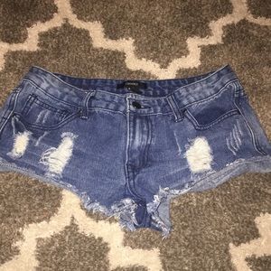 Forever 21 short, distressed shorts size 27